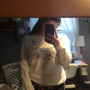 hollister crewneck!